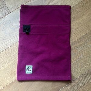 Reebok Women’s Winter Fleece Gaiter